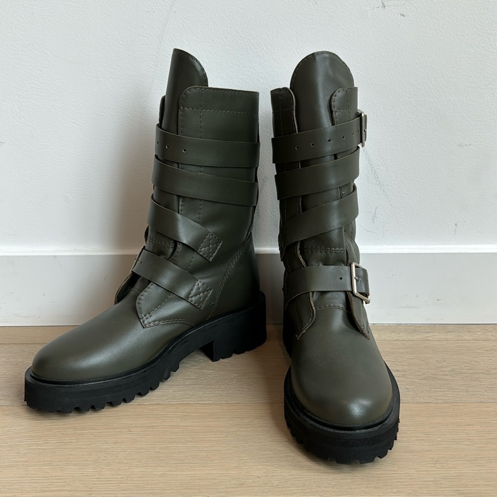 NEIL J RODGERS - VIV BOOT
